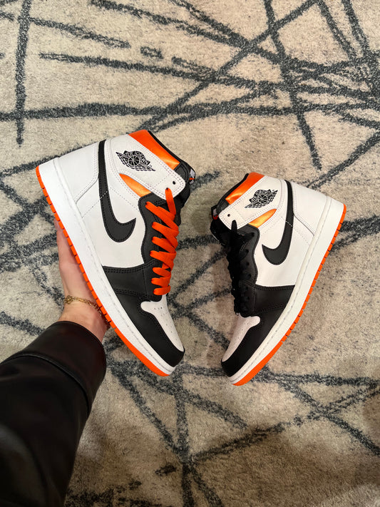 Air Jordan 1 Retro Orange