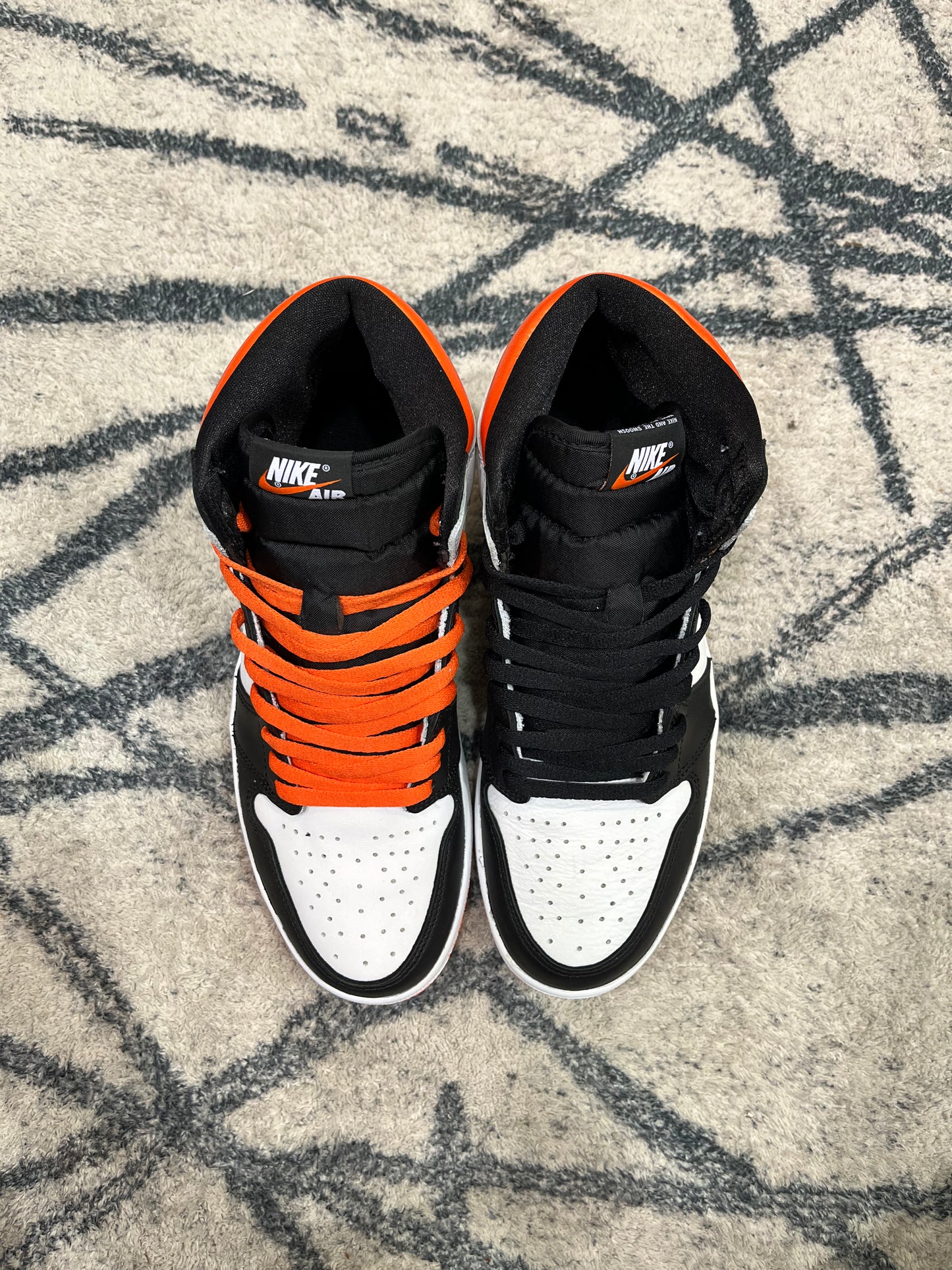 Air Jordan 1 Retro Orange
