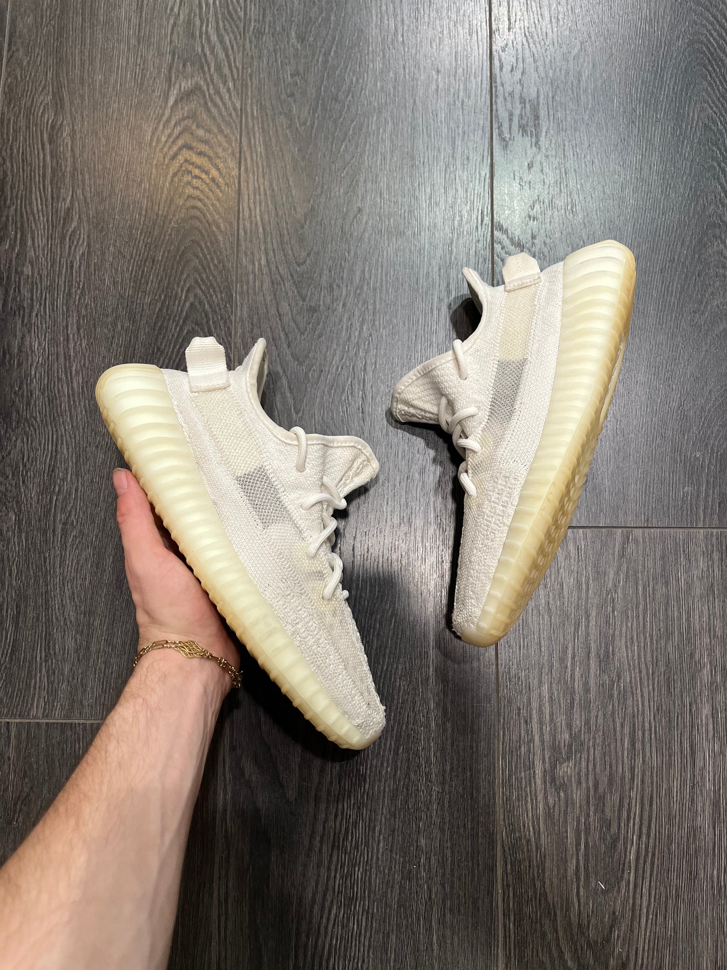 Yeezy 350 V2 Bone
