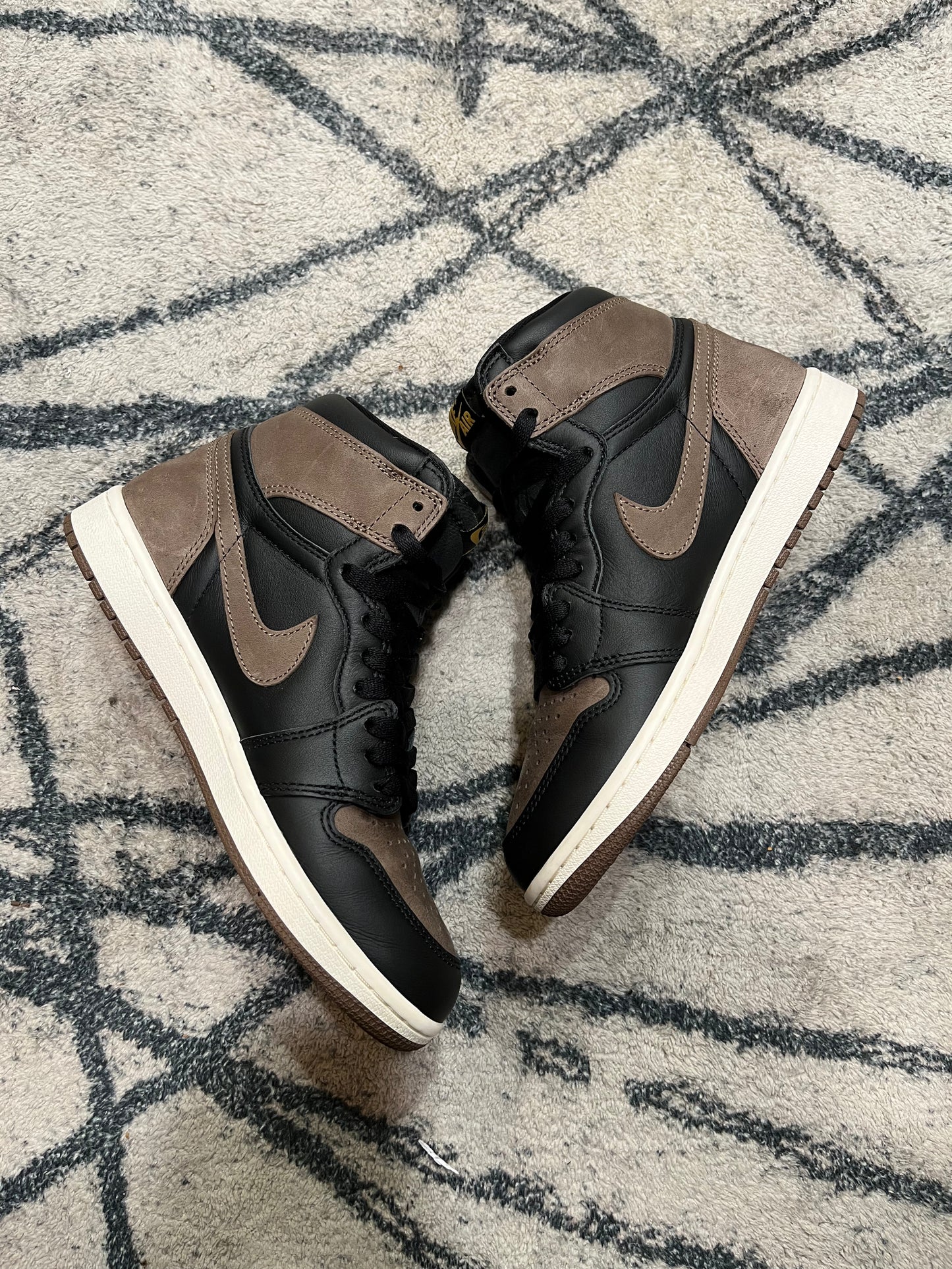 Air Jordan 1 Palomino