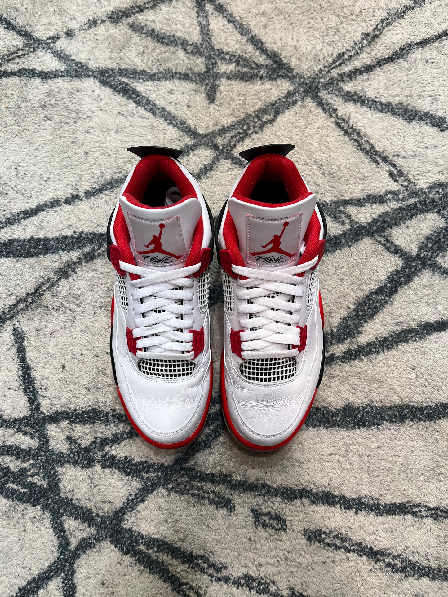 Air Jordan 4 Fire Red