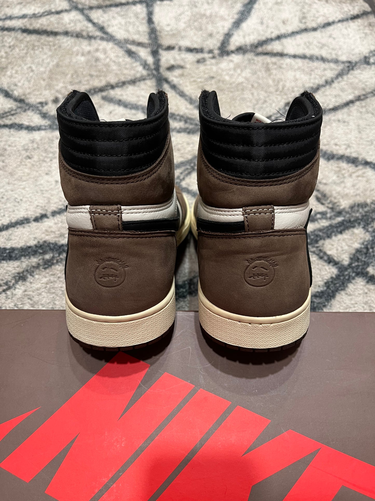 Air Jordan 1 High Reverse Mocha Travis