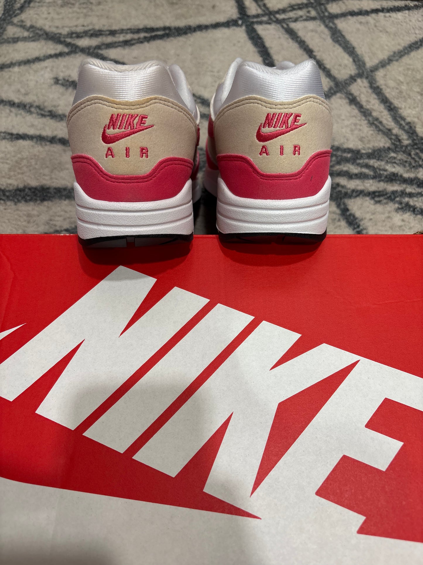 Nike Air Max 1 Aster Pink