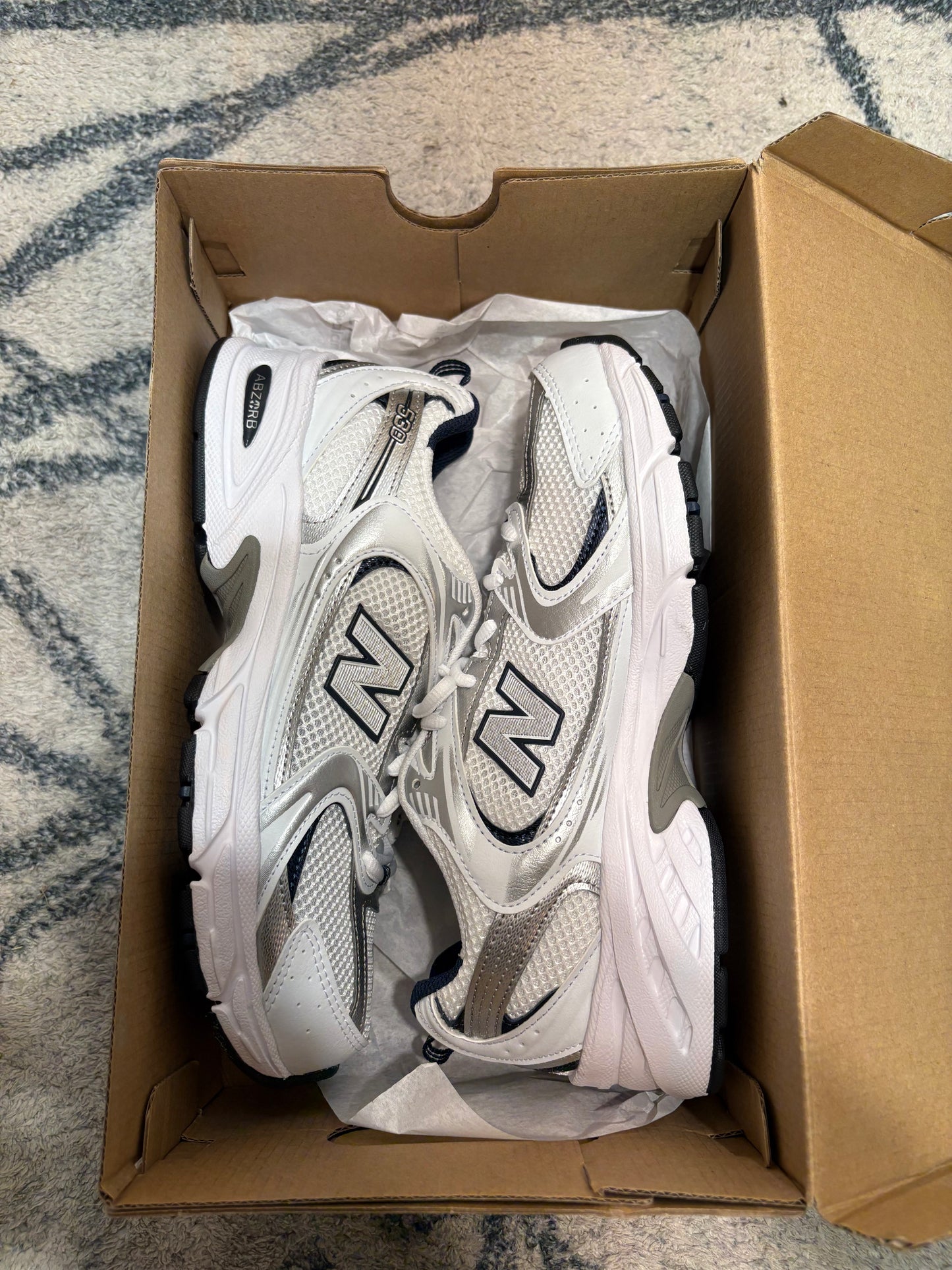 New Balance 530 White Grey