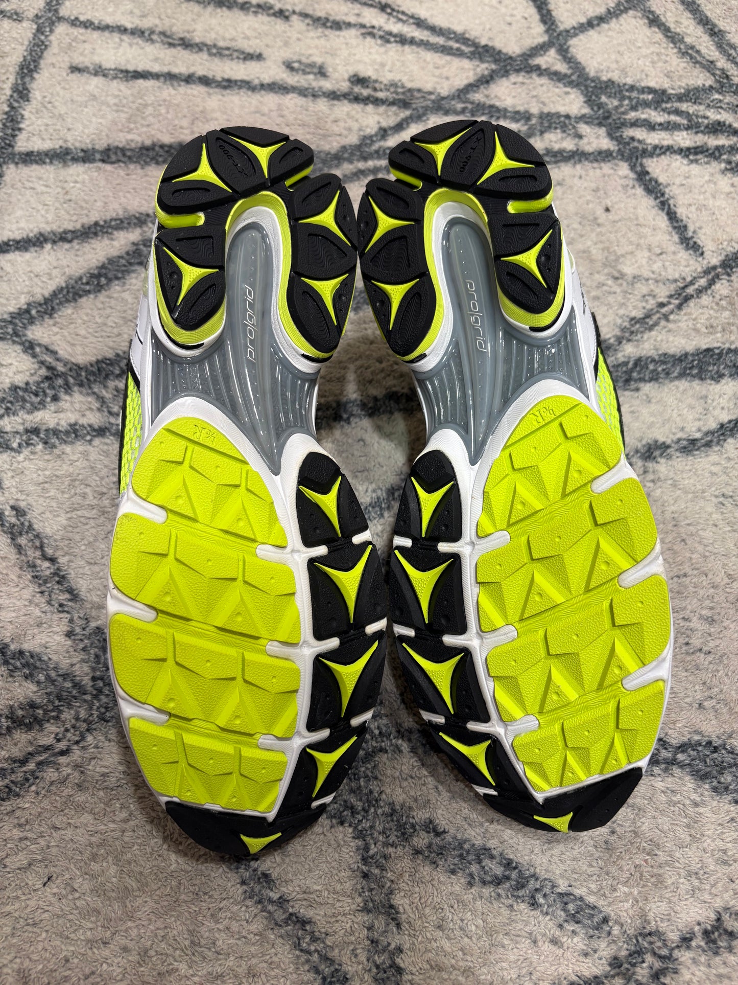 Saucony Progrid Triumph 4 Bright Citron