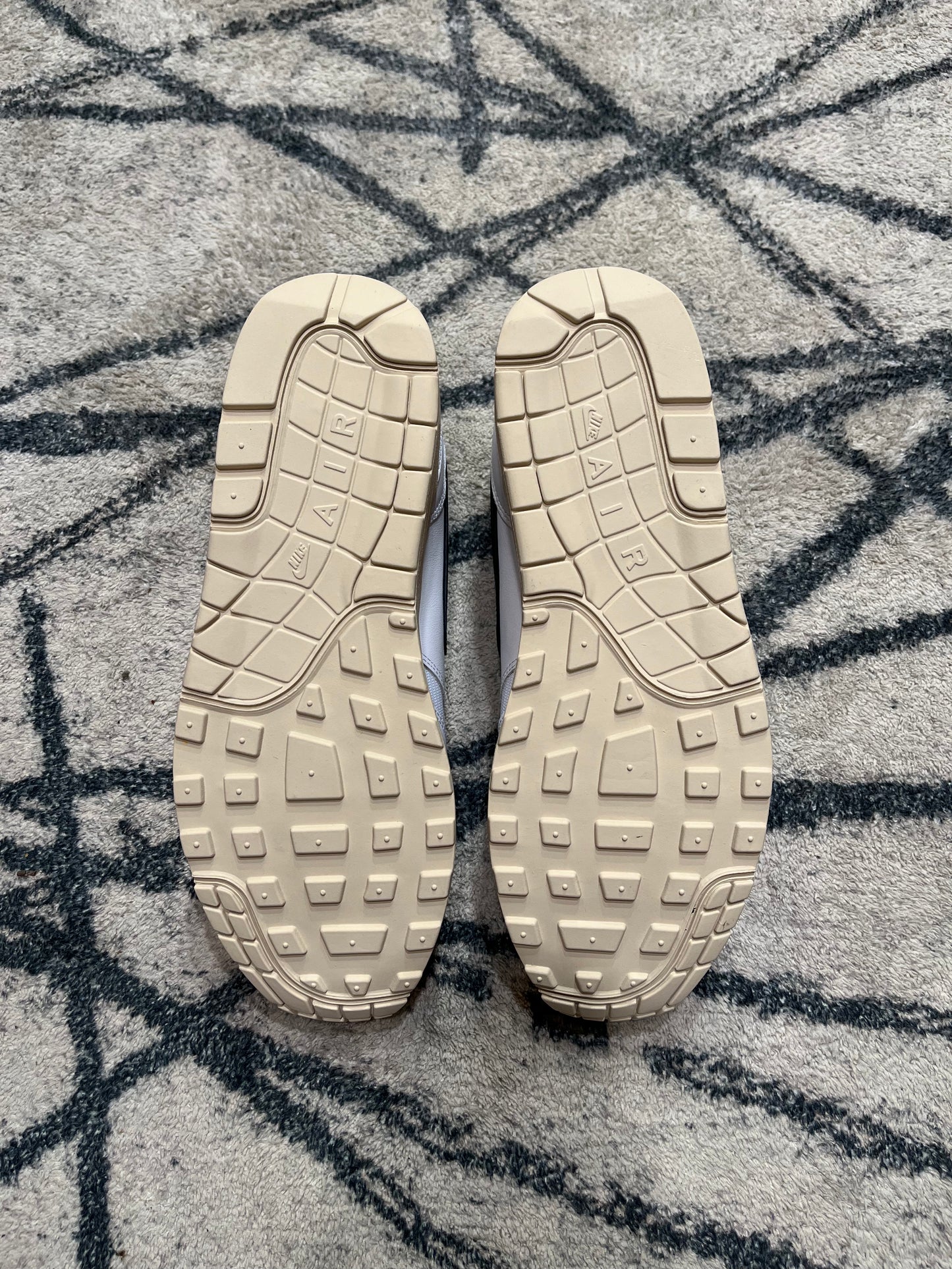 Nike Air Max 1 By You White