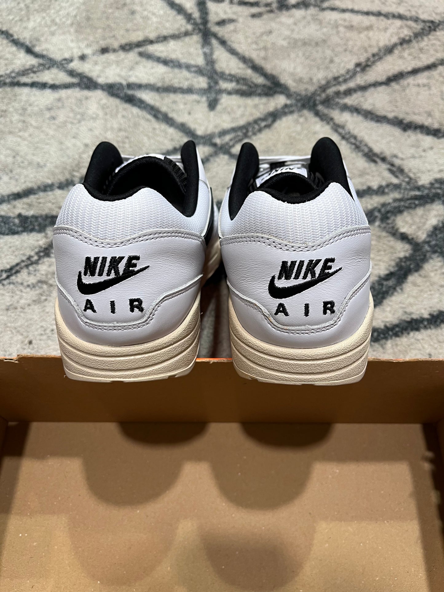 Nike Air Max 1 By You White