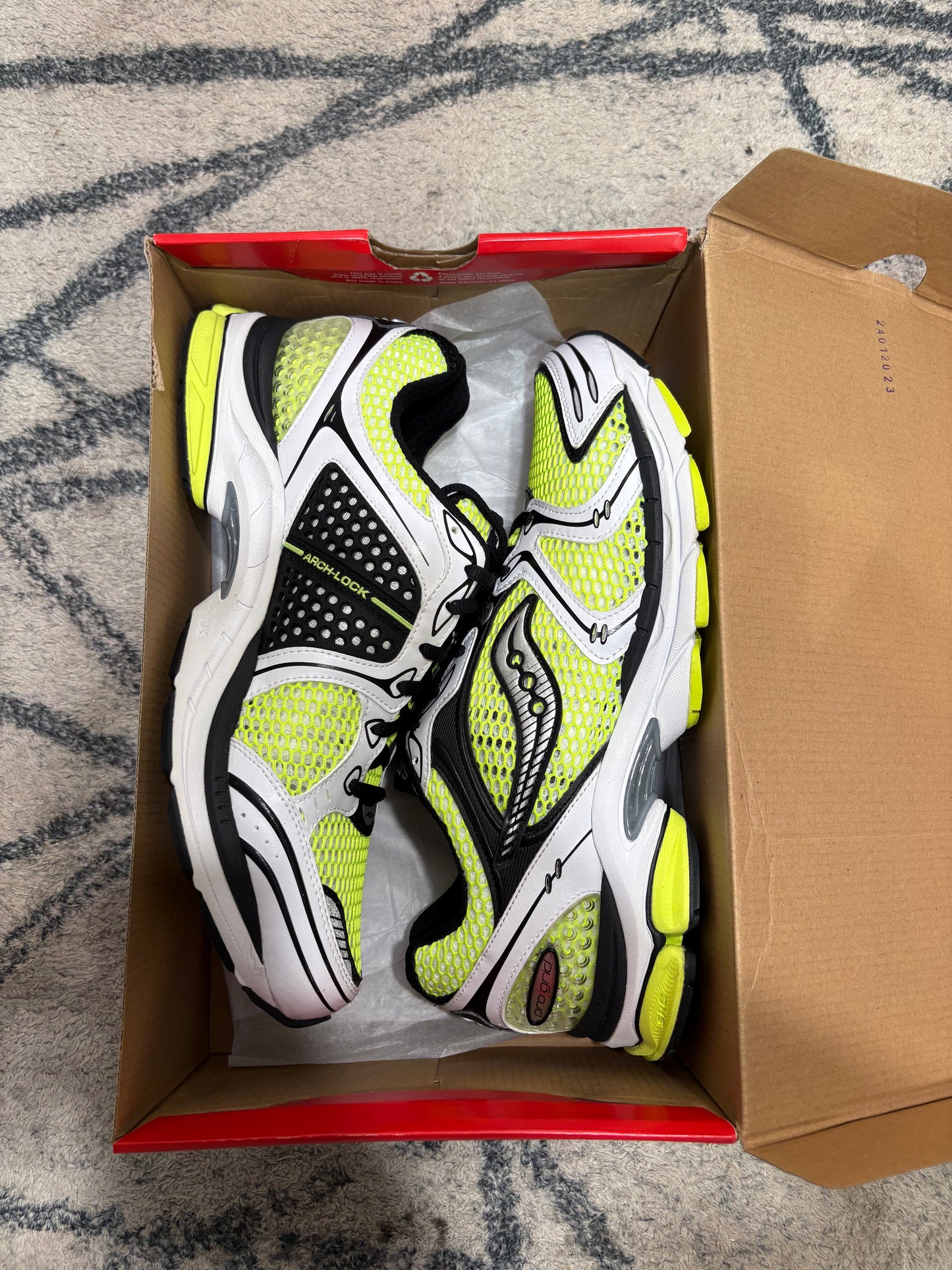 Saucony Progrid Triumph 4 Bright Citron