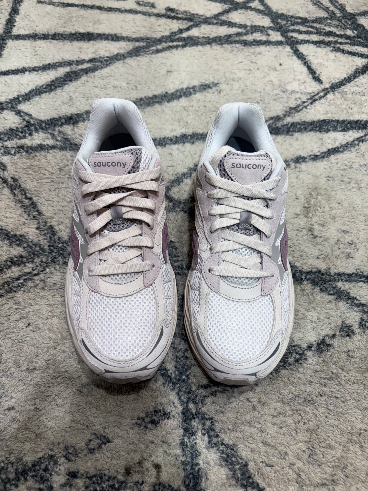 Saucony Progrid Omni 9 Lila Strawberry
