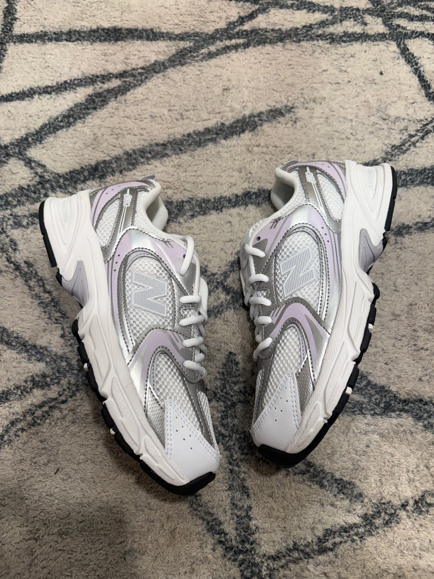 New Balance 530 Lila