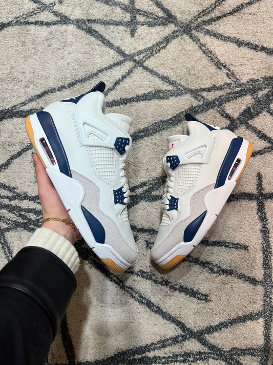 Air Jordan 4 SB Navy