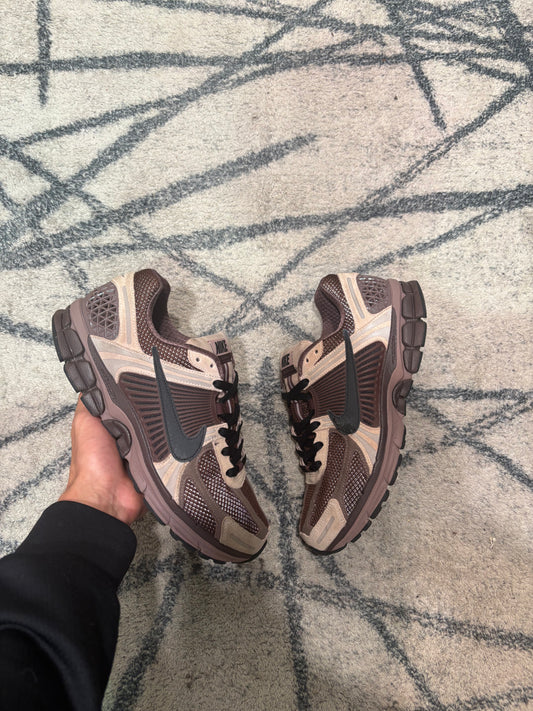 Nike Vomero 5 Plum