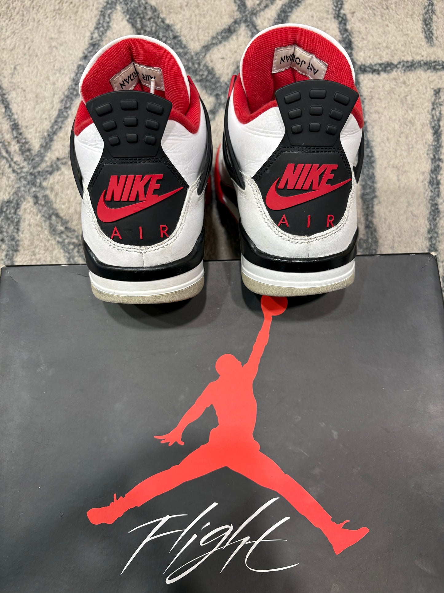 Air Jordan 4 Fire Red