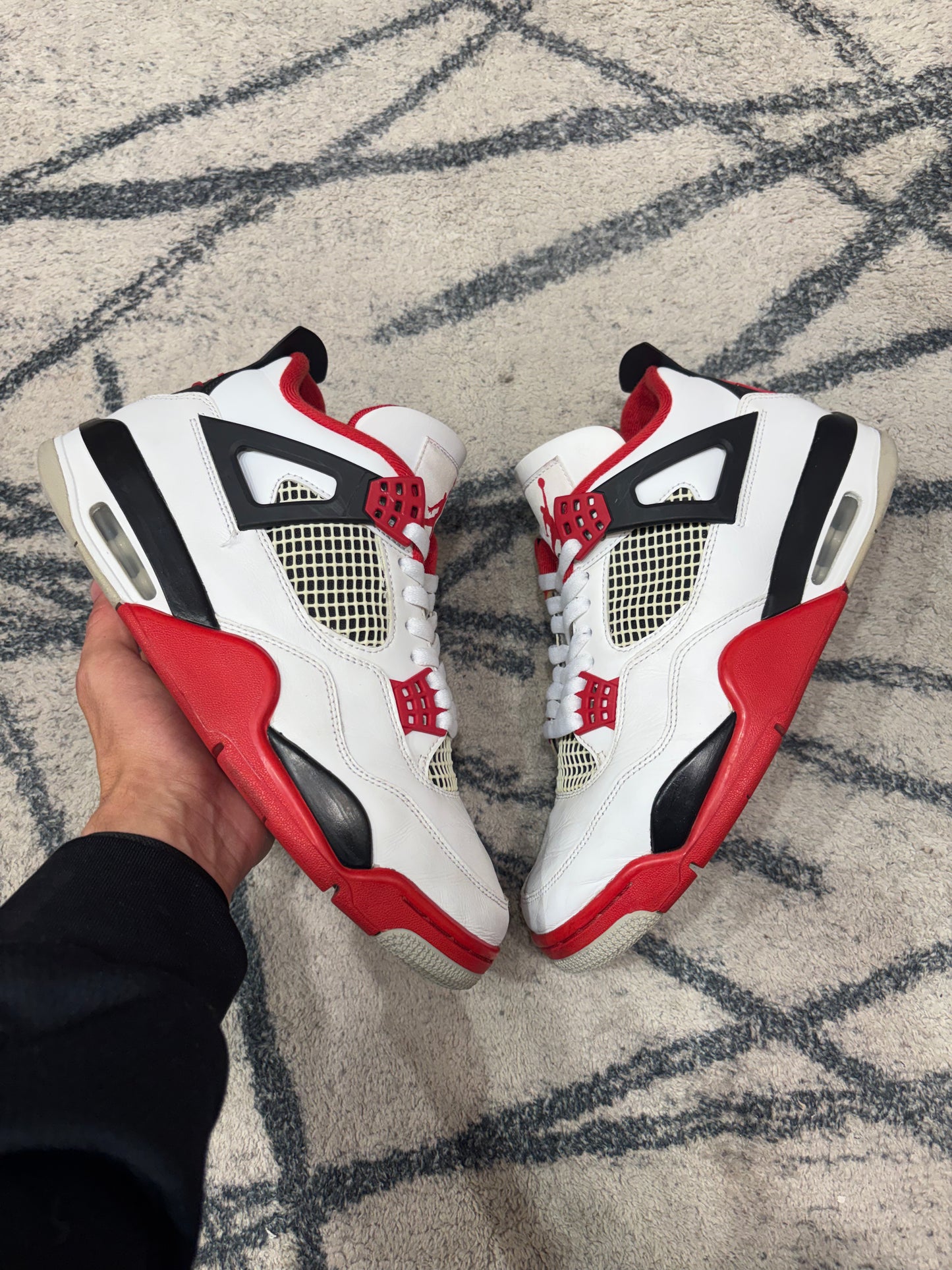 Air Jordan 4 Fire Red