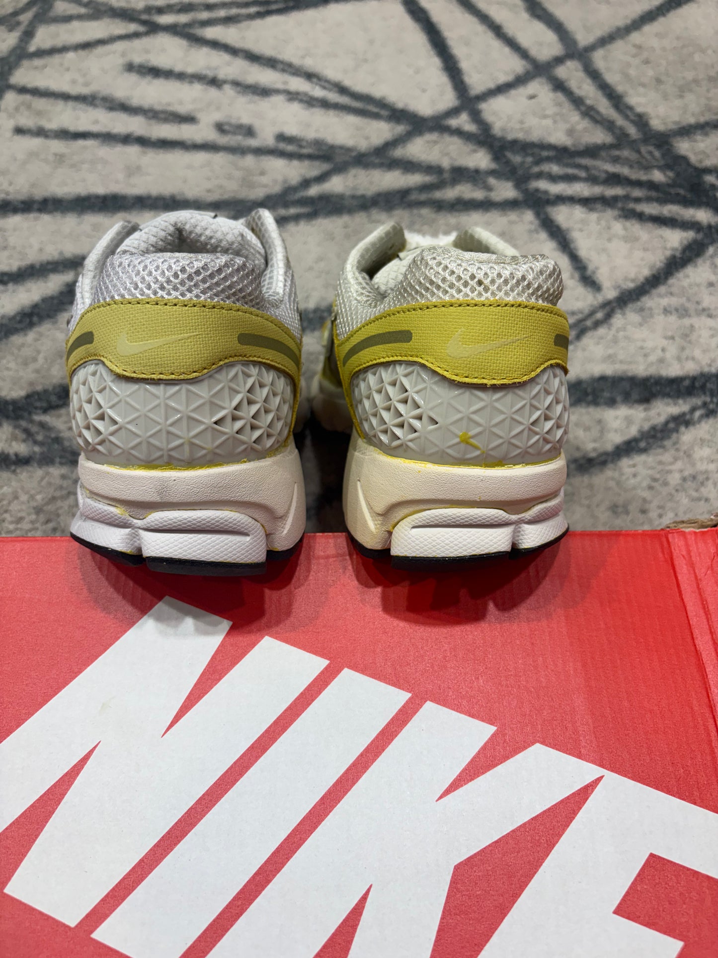 Nike Vomero 5 Custom Lemon