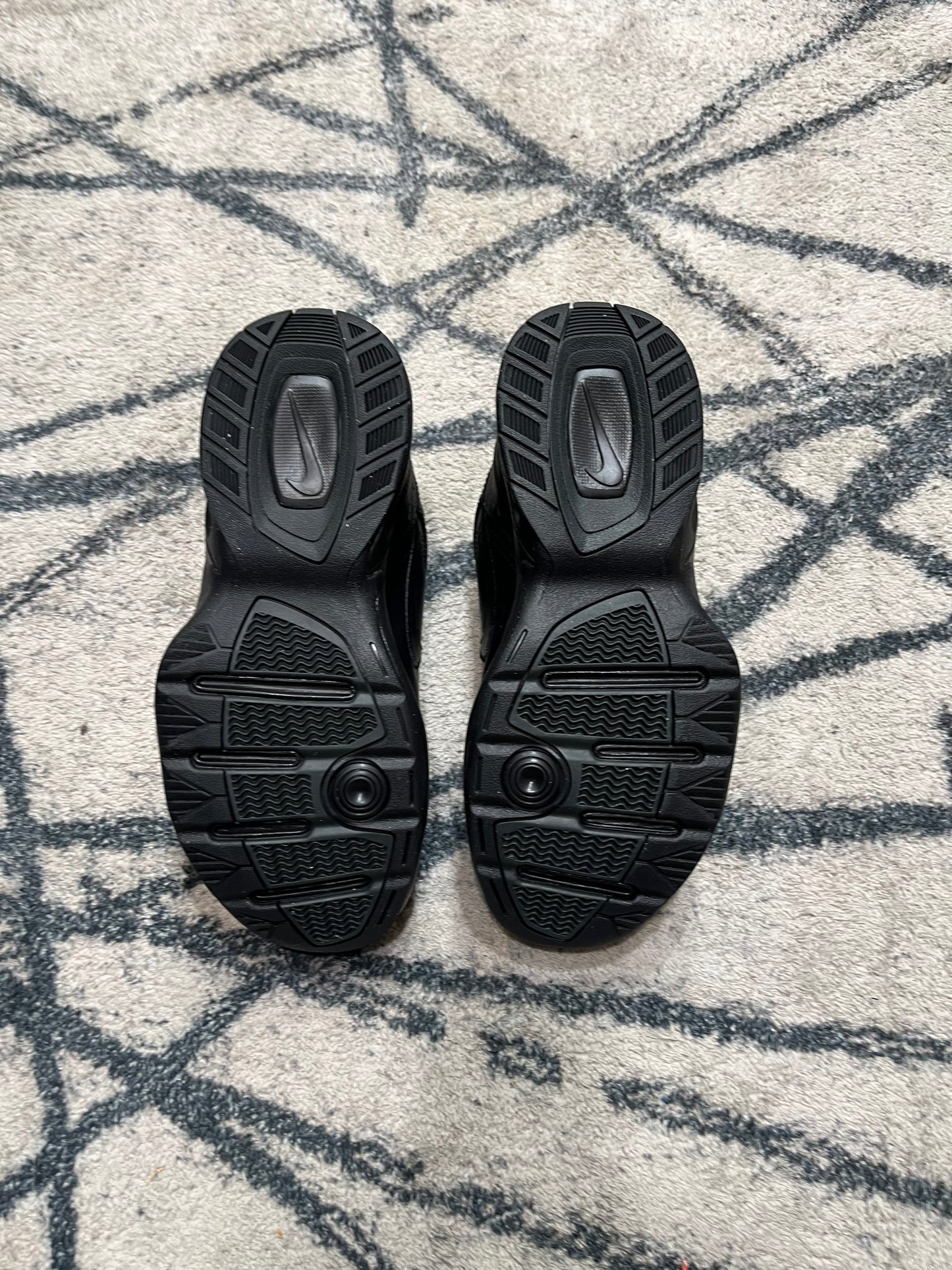 Nike Air Monarch Black