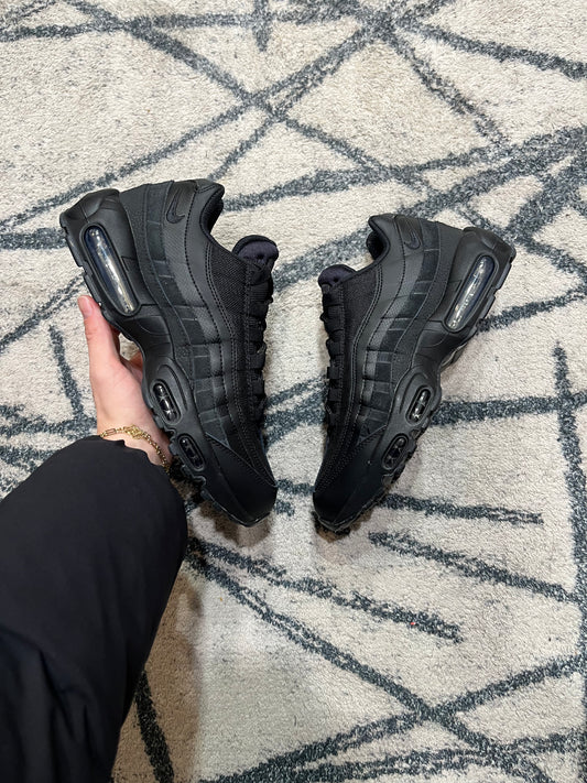 Nike Air Max 95 Tripple Black
