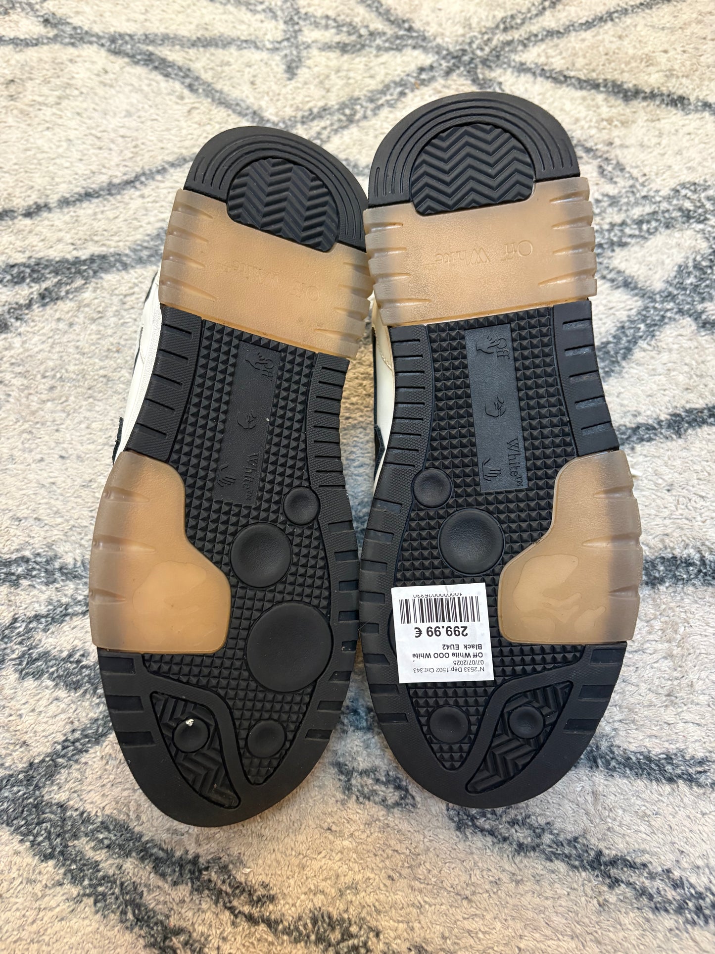 Off White OOO White Black