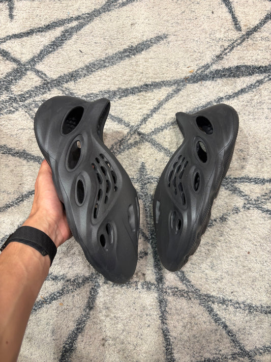Yeezy Foam Runner Onyx
