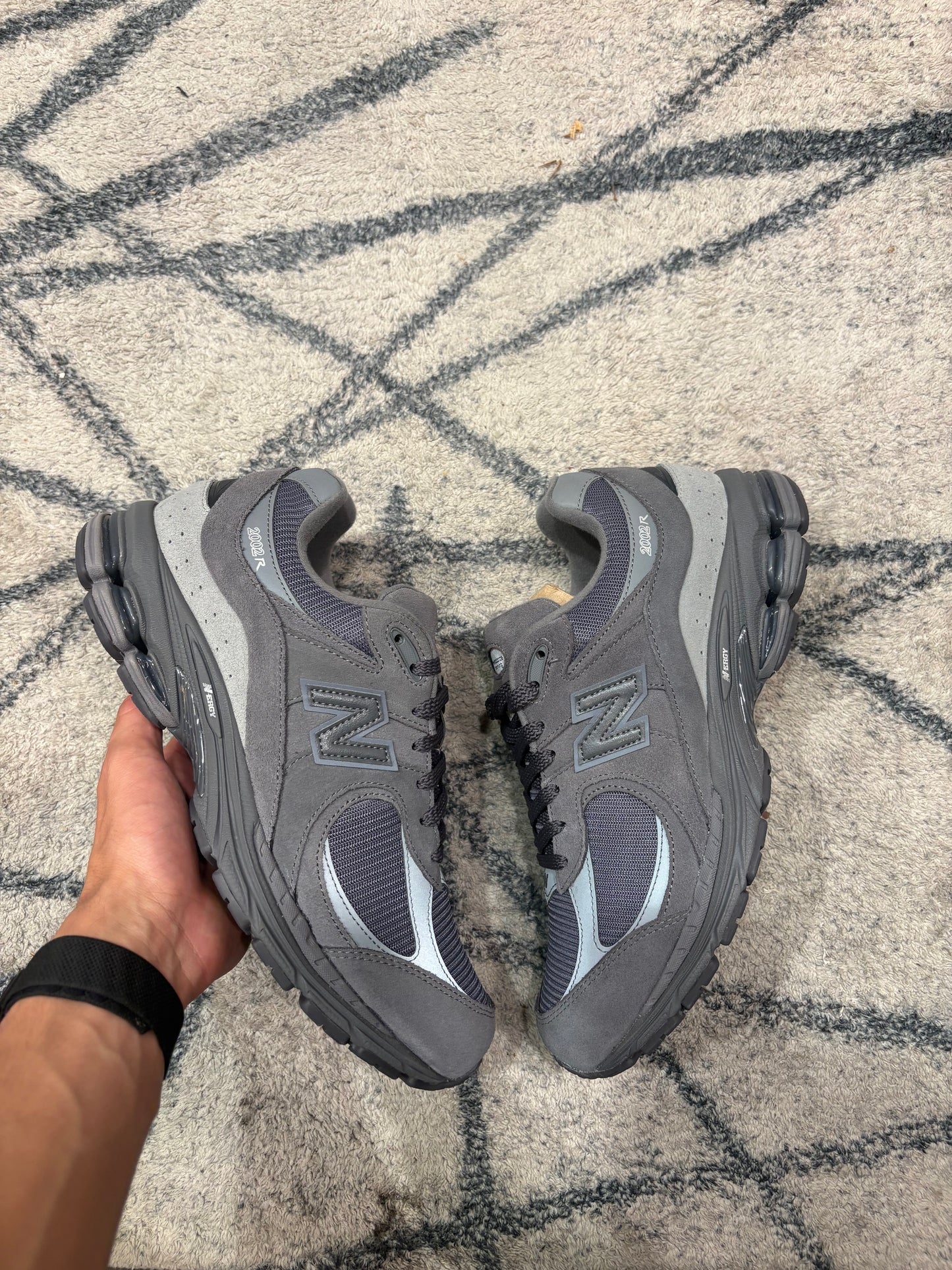 New Balance 2002R Grey