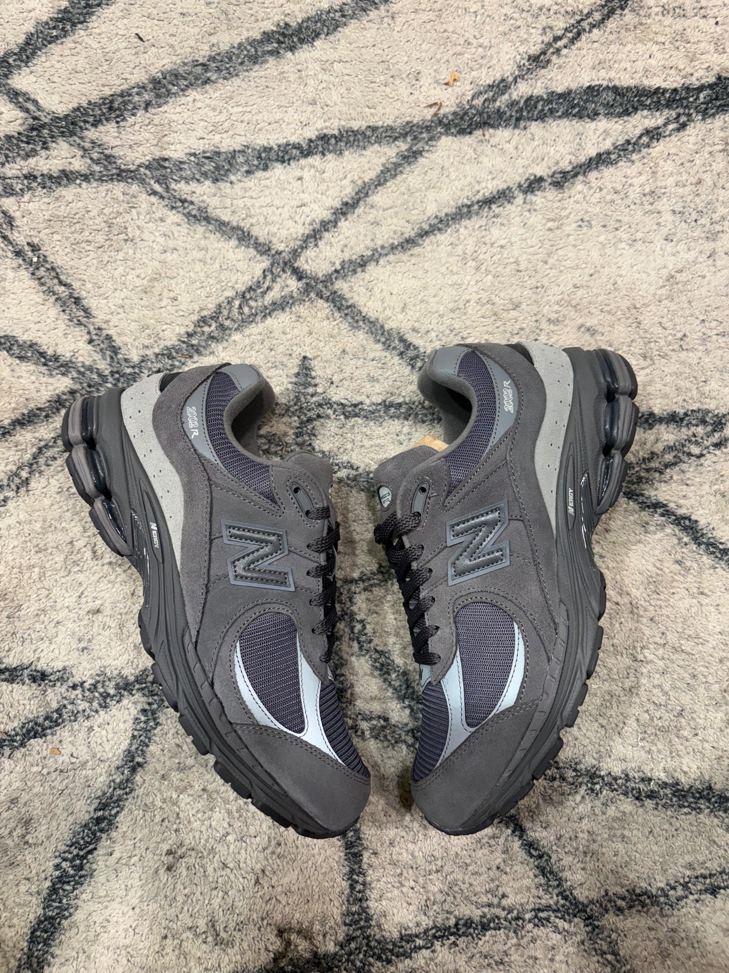 New Balance 2002R Grey