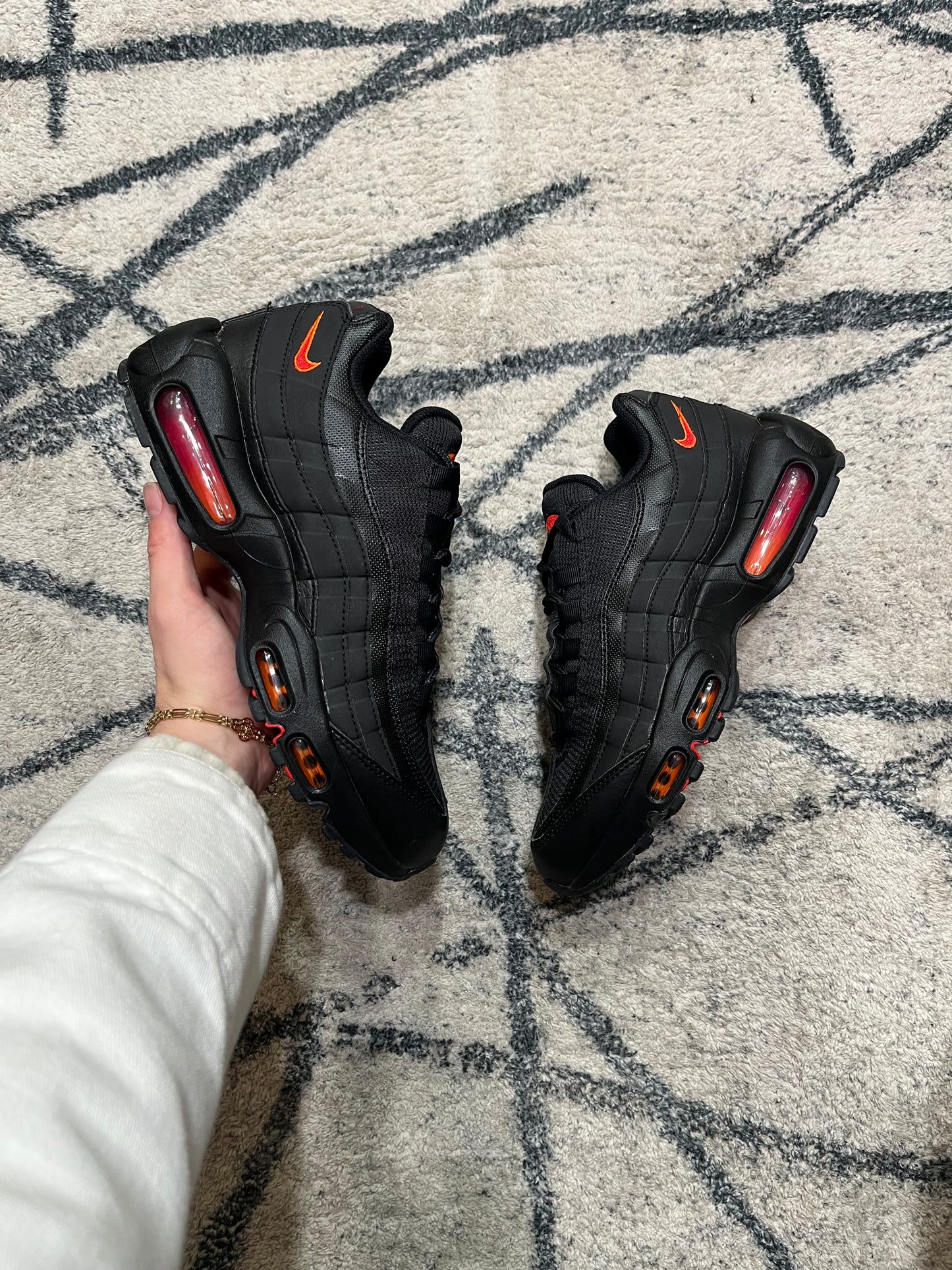 Nike Air Max 95 Black Red