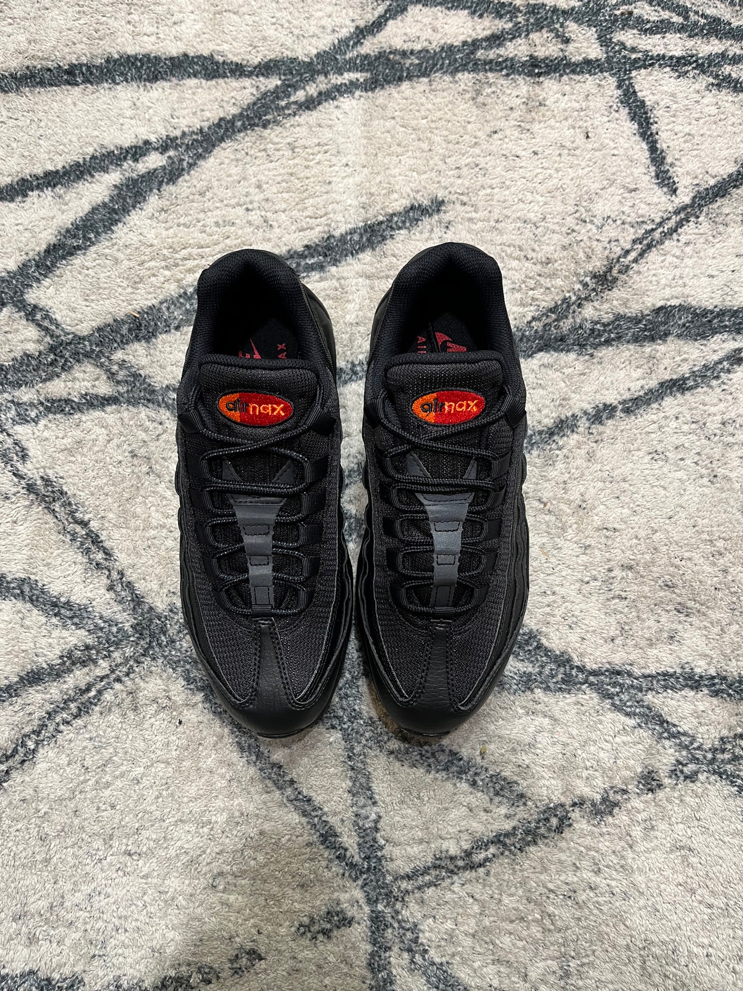 Nike Air Max 95 Black Red