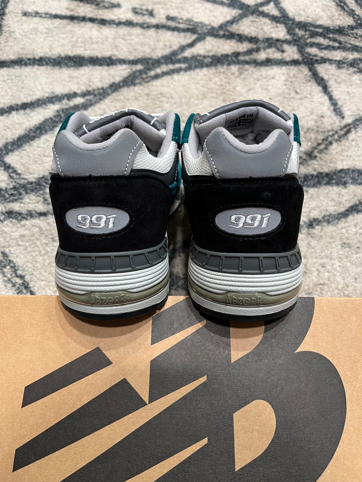 New Balance 991 Green