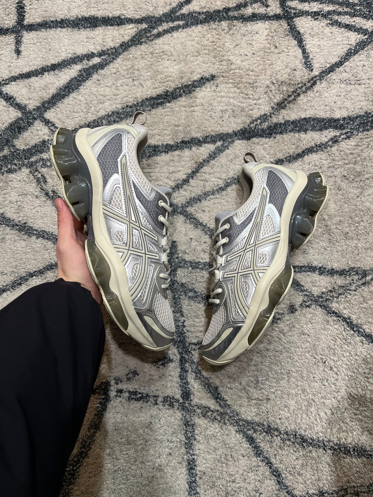 Asics Gel Quantum Kinetic  White Grey