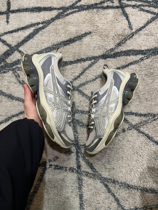 Asics Gel Quantum Kinetic  White Grey