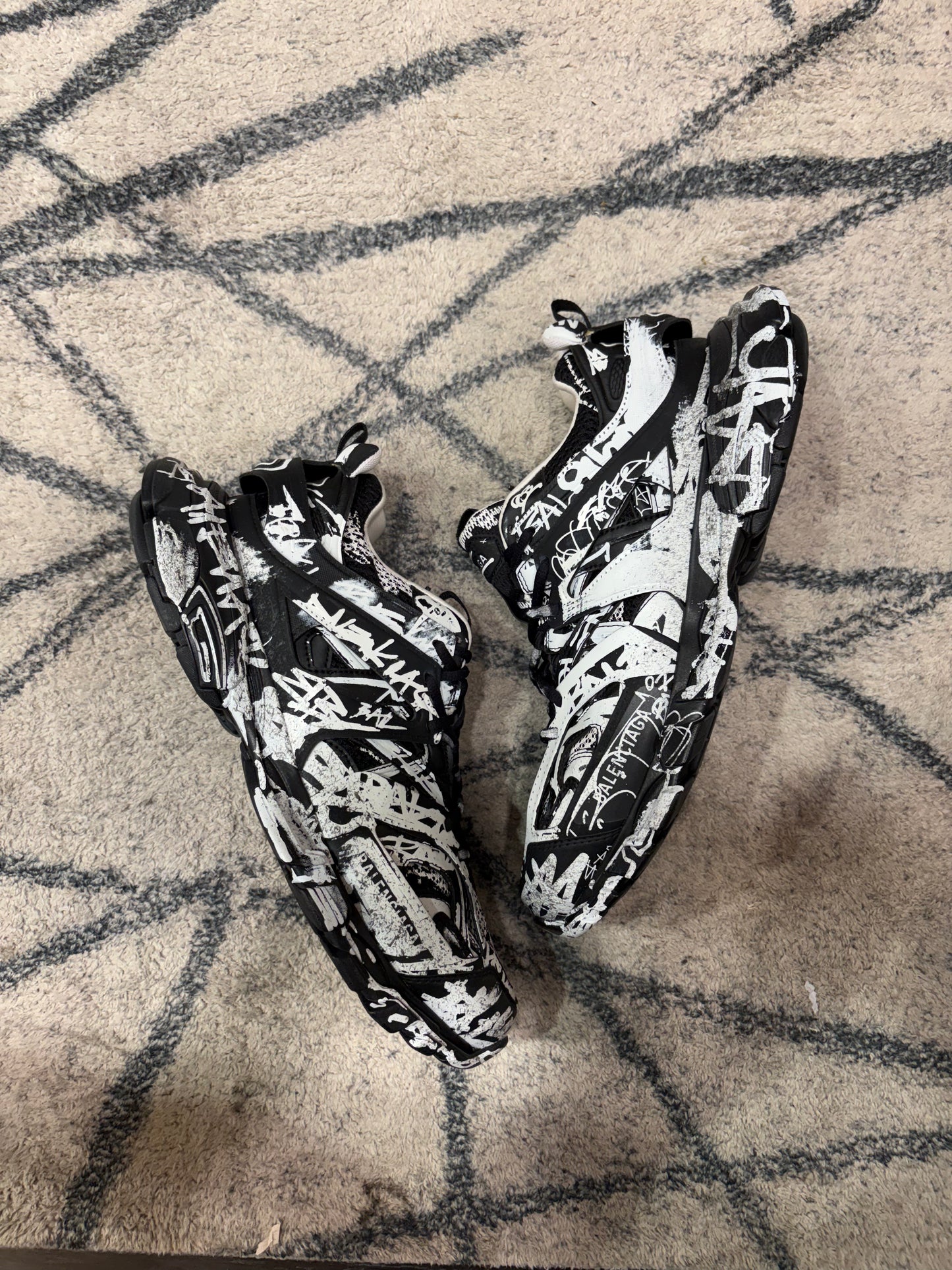 Balenciaga Track Graff