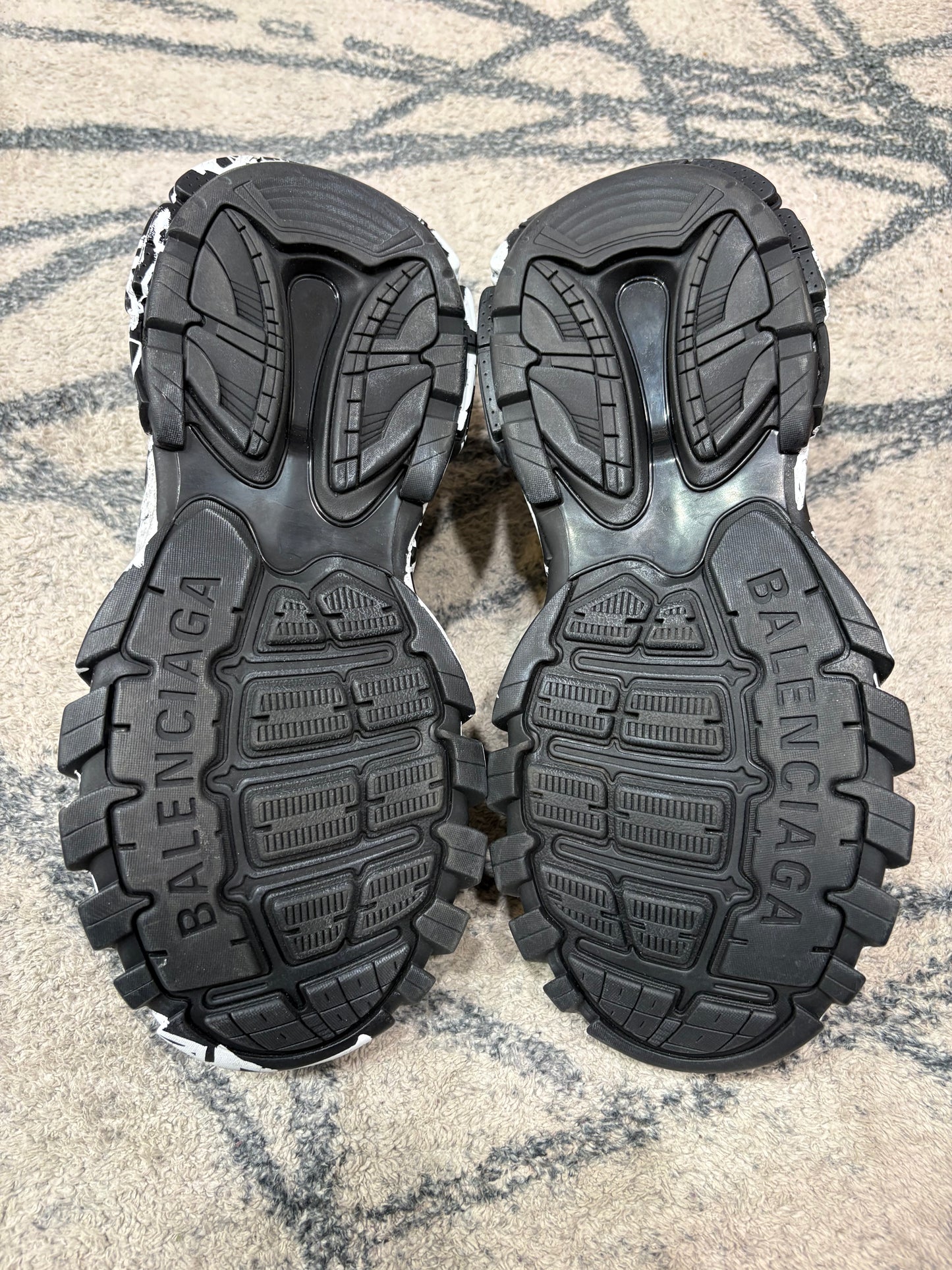Balenciaga Track Graff