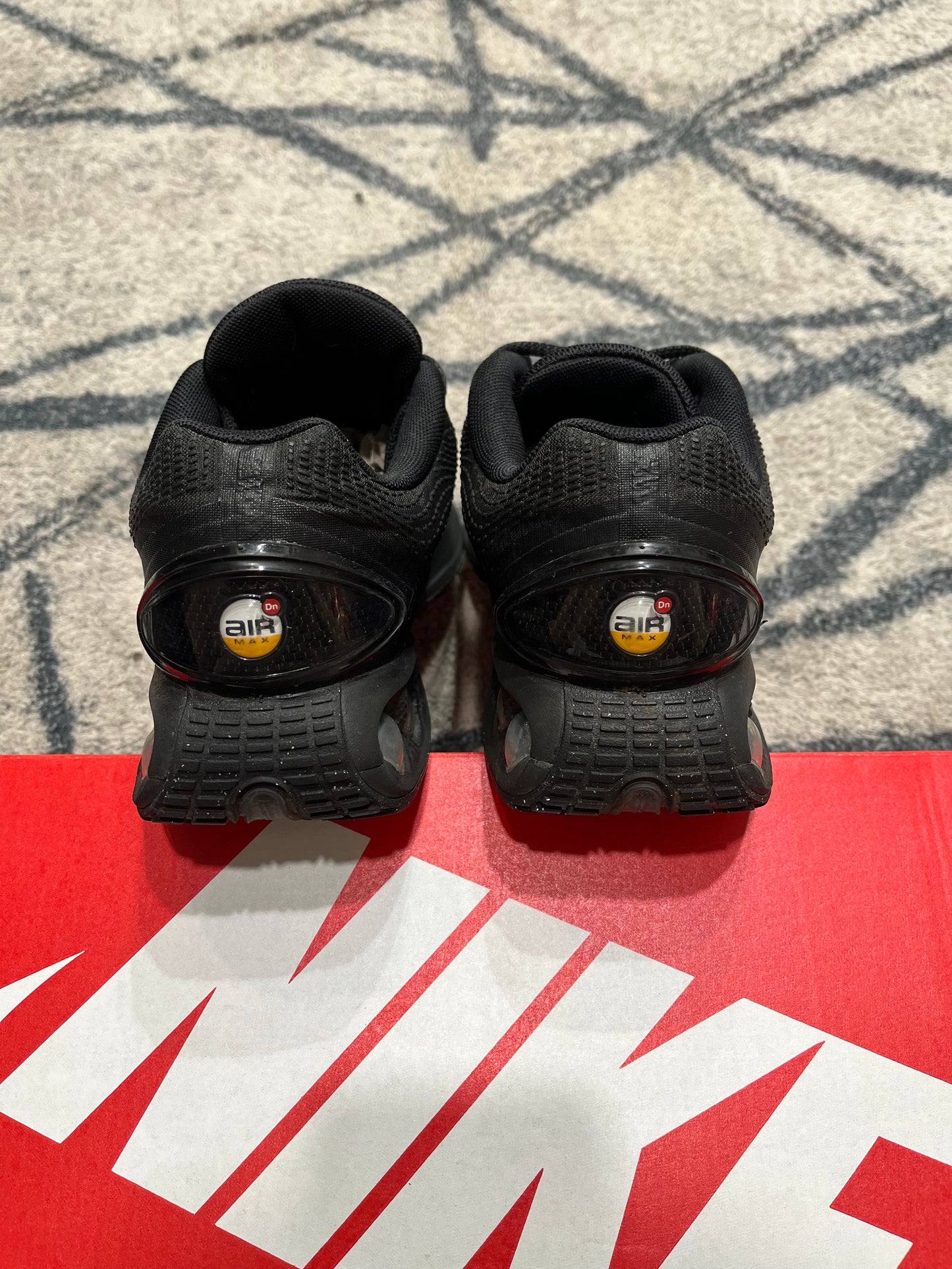 Nike Air Max Dn Black