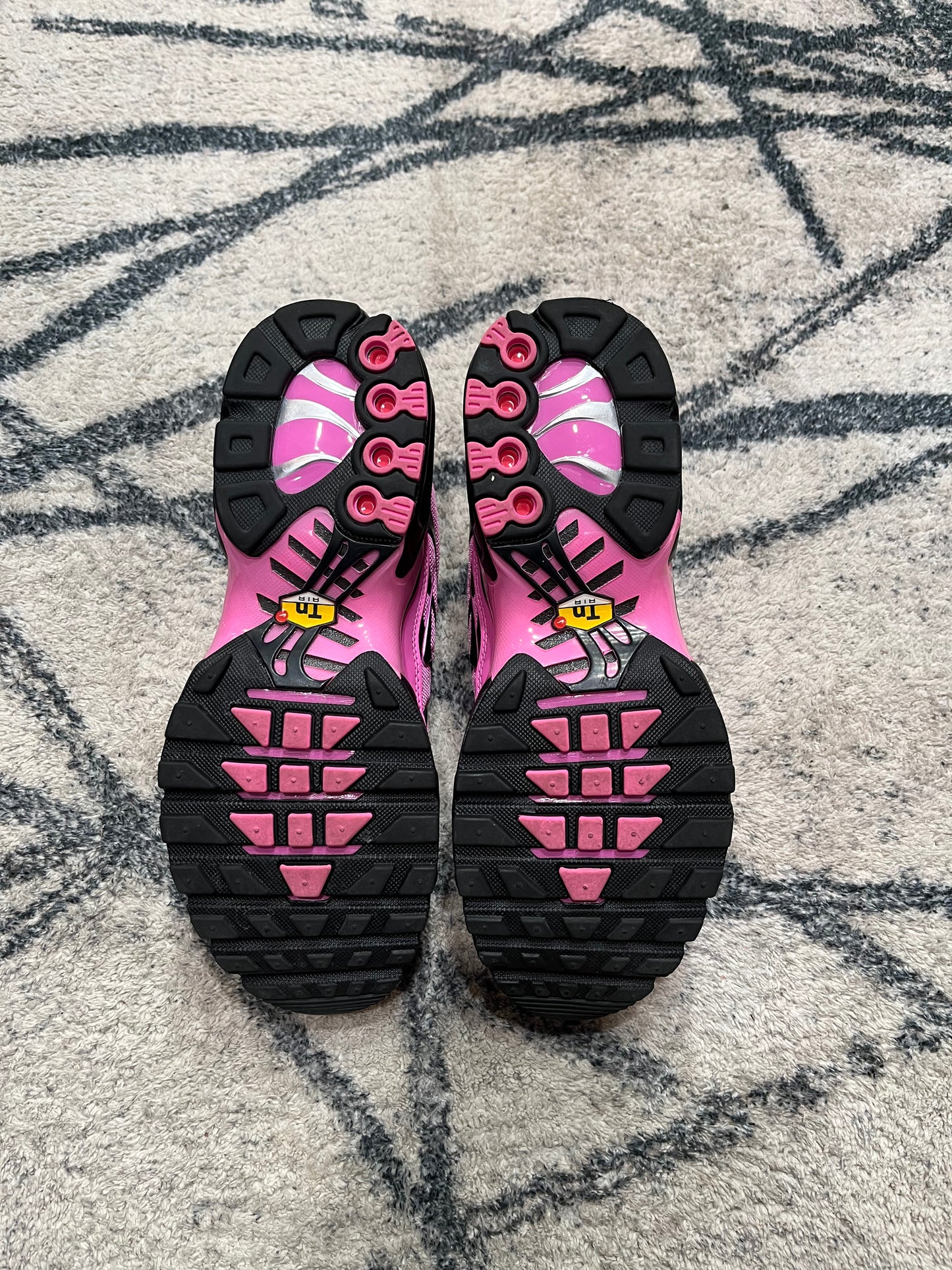 Nike Air Max Plus Playful Pink