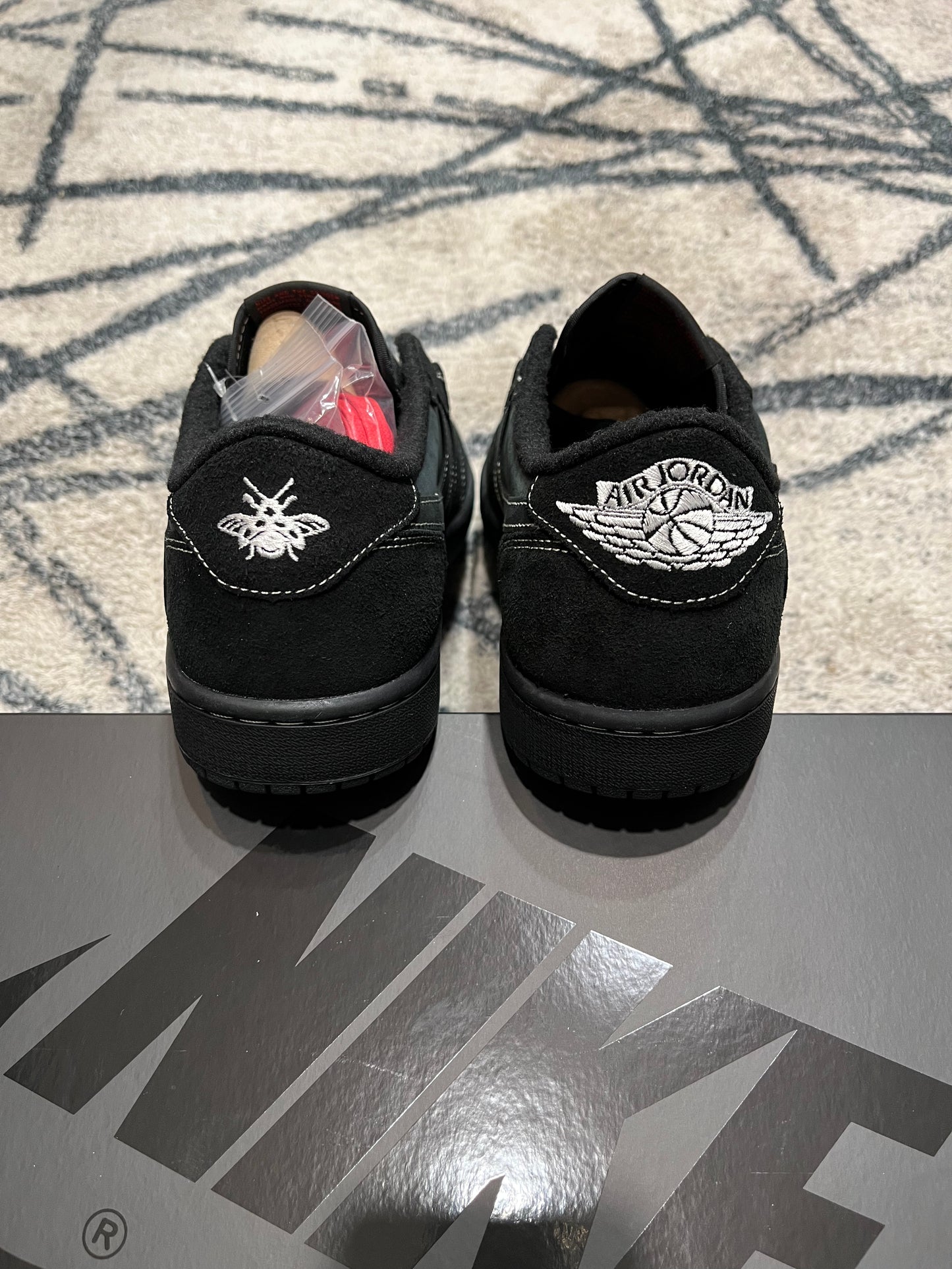 Air Jordan 1 Travis Scott Phantom