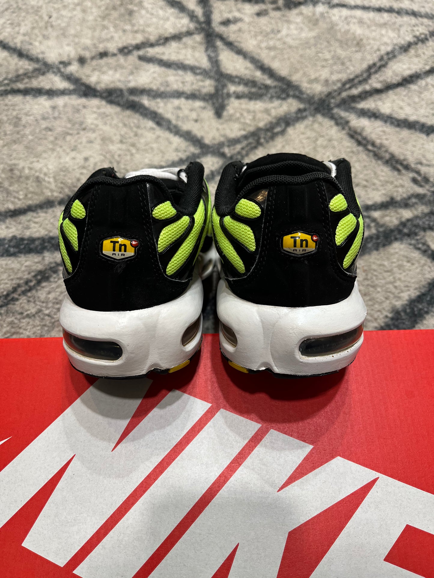 Nike Air Max Plus Hot Lime