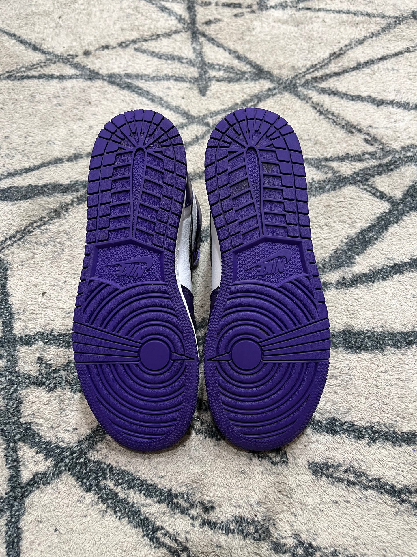 Air Jordan 1 Mid Court Purple