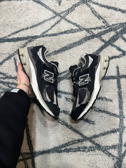 New Balance 2002R Protection Pack Black