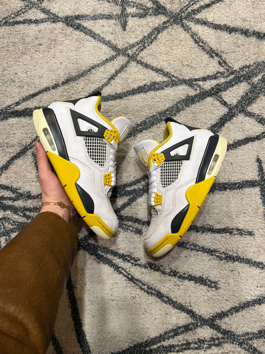Air Jordan 4 Vivid Sulfur