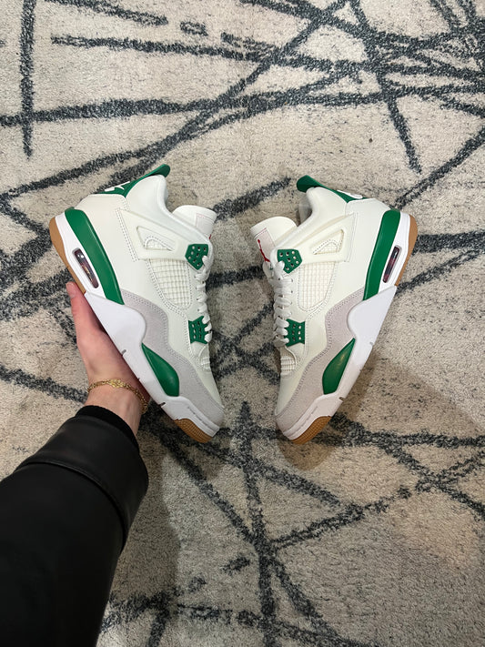 Air Jordan 4 SB Pine Green