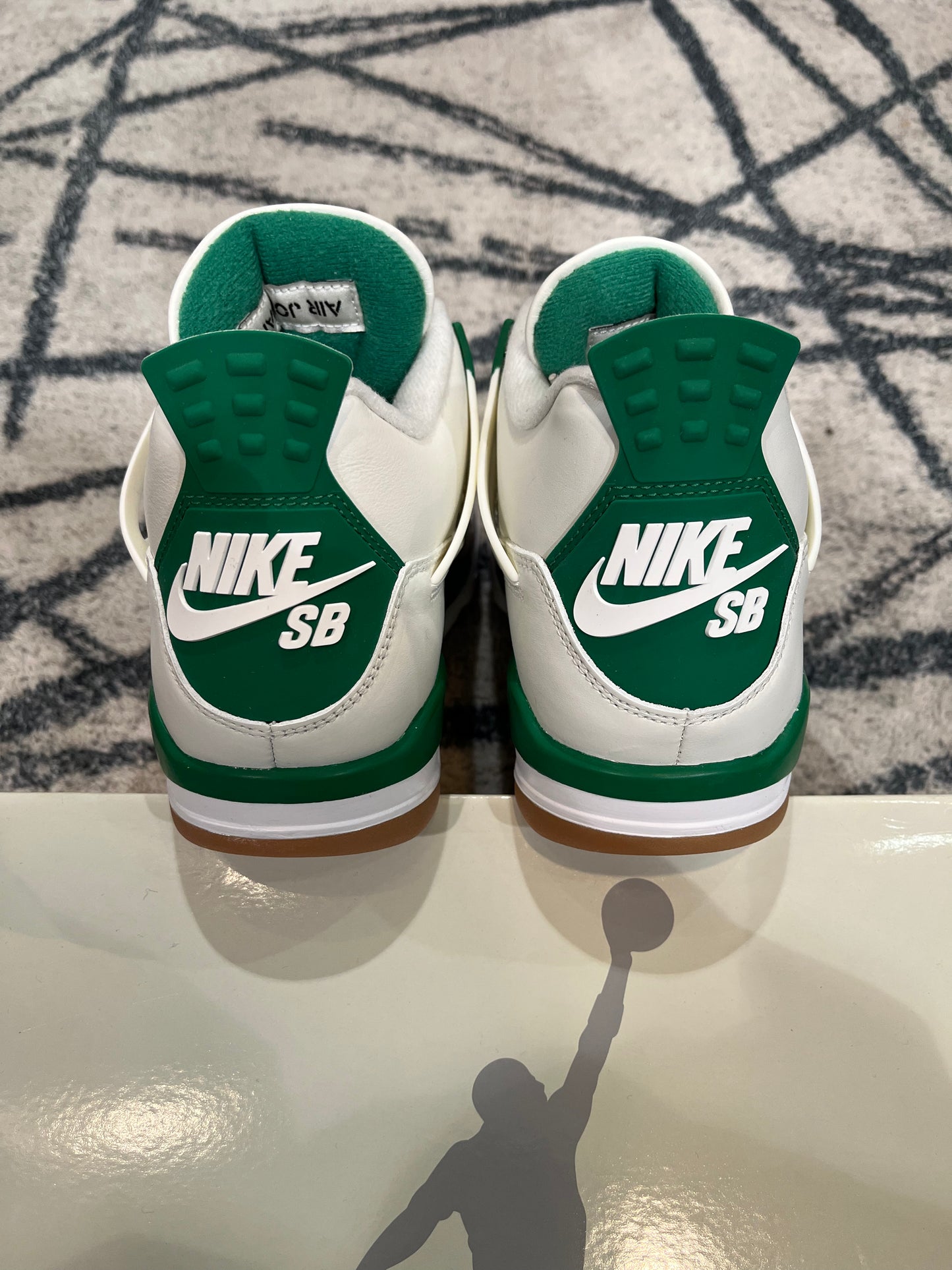 Air Jordan 4 SB Pine Green