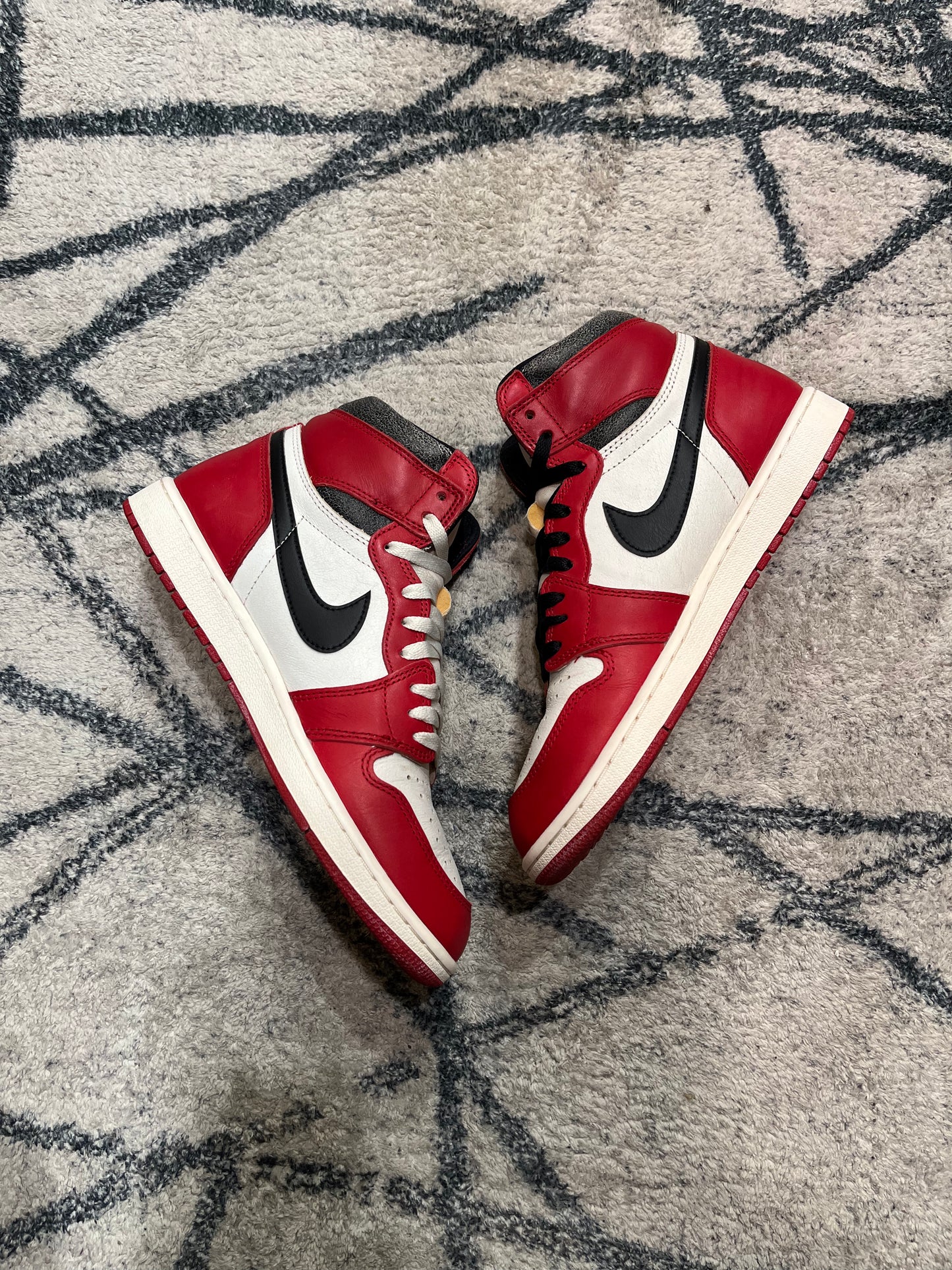 Air Jordan 1 Lost & Found