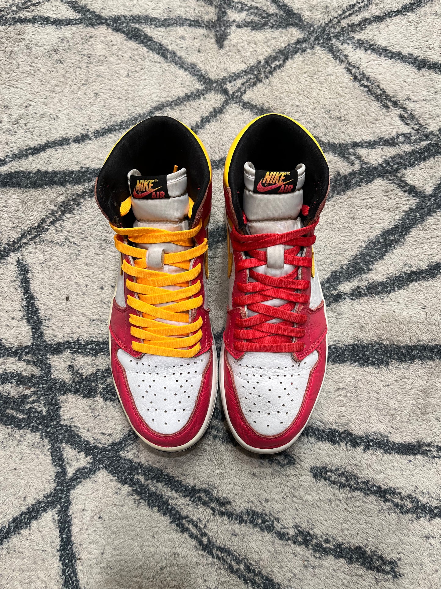 Air Jordan 1 Light Fusion Red