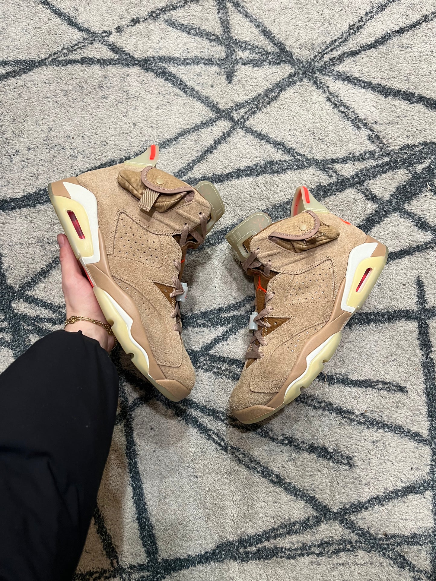Air Jordan 6 Travis British