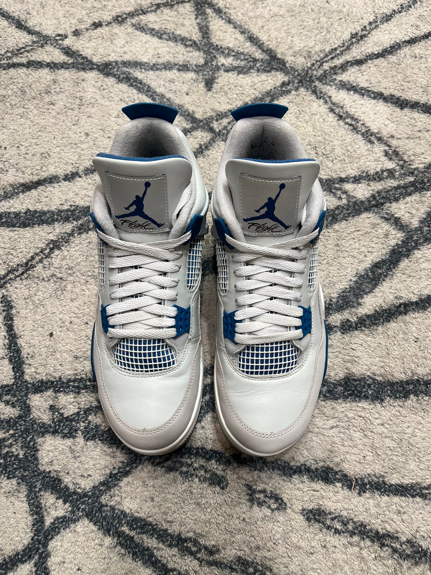 Air Jordan 4 Military Blue