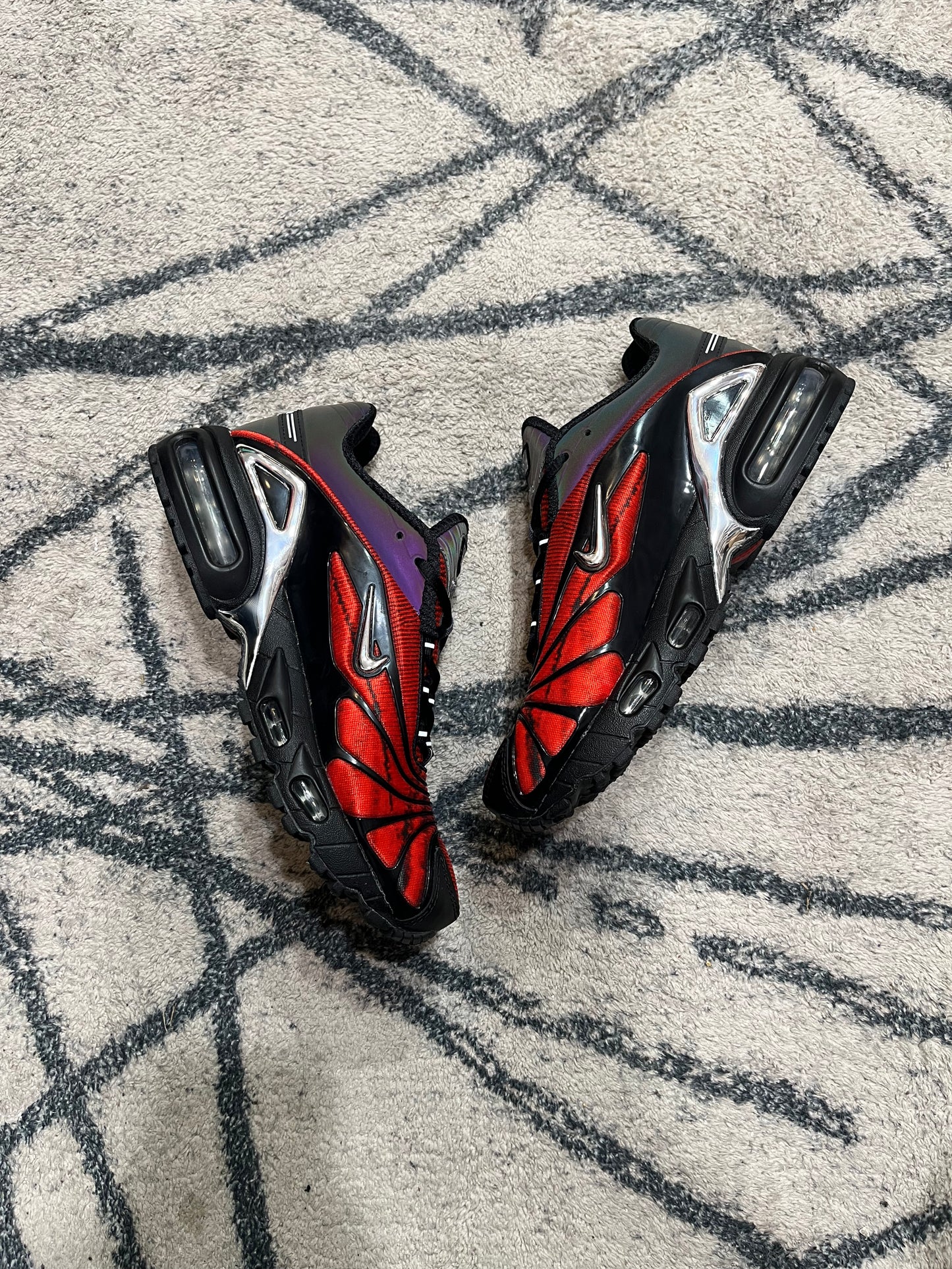 Nike Skepta Tailwind Chrome Red