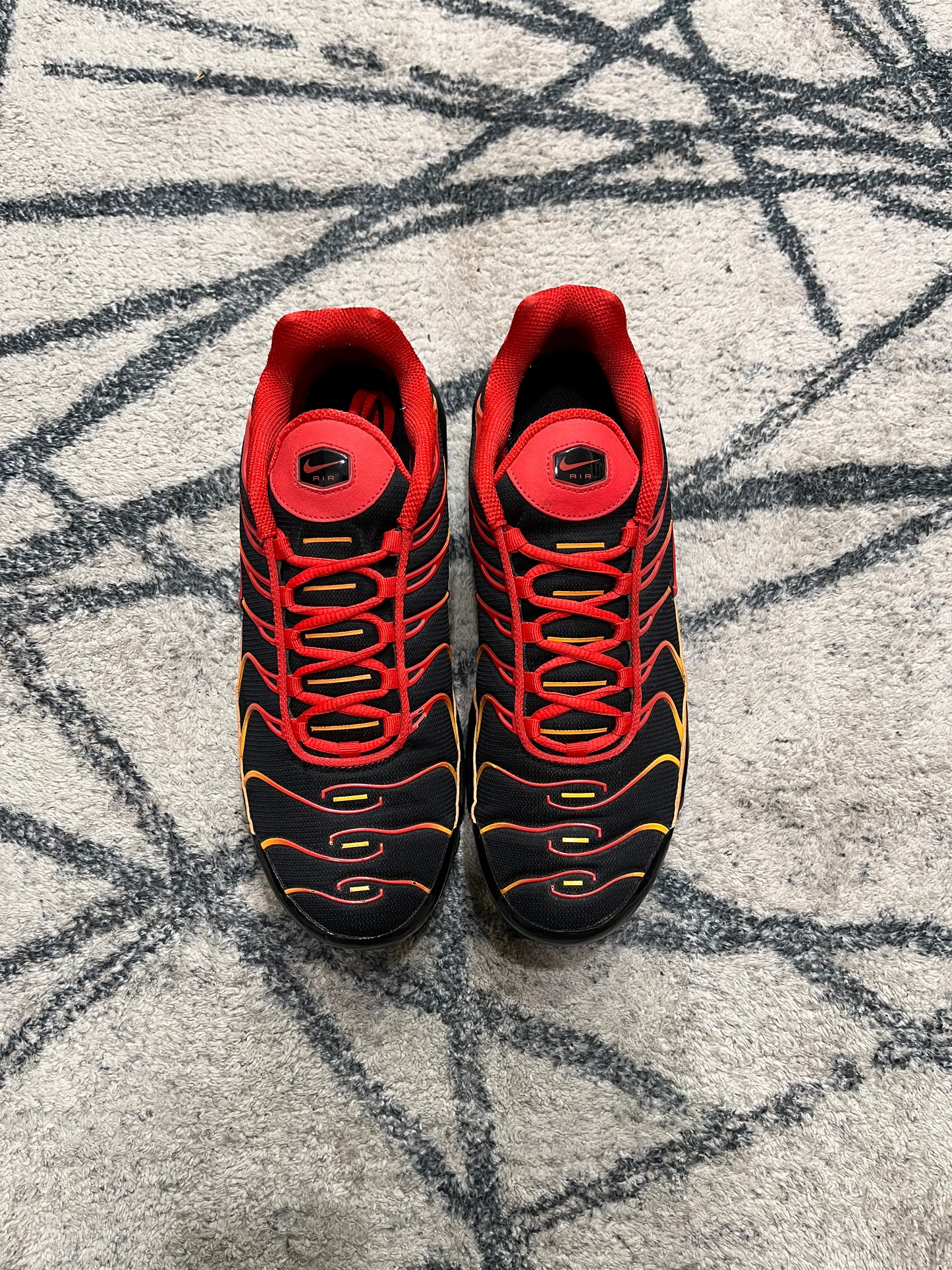 Nike Air Max Plus Volcano