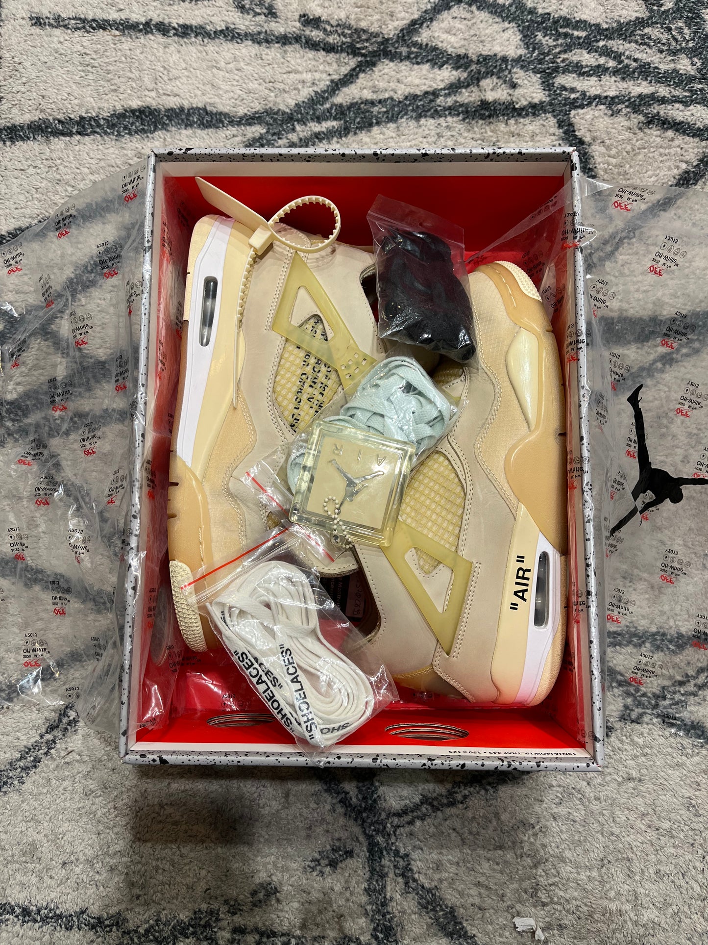 Air Jordan 4 Off White Sail