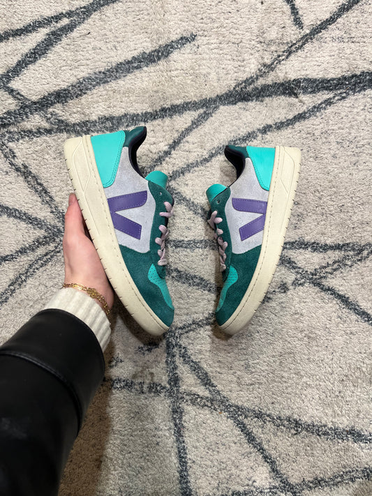 Veja snekers V-10 Purple Stone