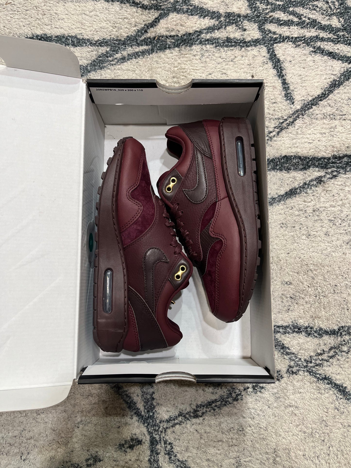 Nike Air Max 1 Burgundy